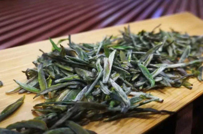最贵的信阳毛尖多少钱一斤,价格高达74.5万元
